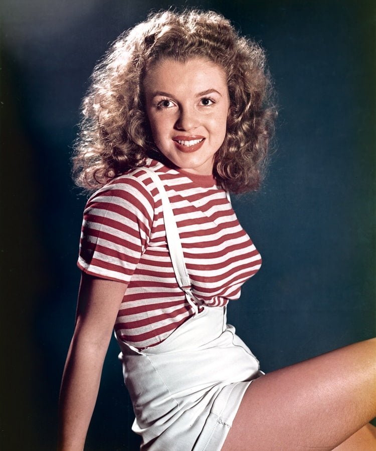 MARILYN MONROE (1926-1962) MARILYN MONROE