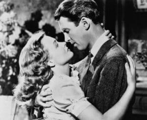 Donna Reed y James Stewart en Qué Bello es vivir