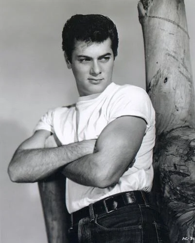TONY CURTIS